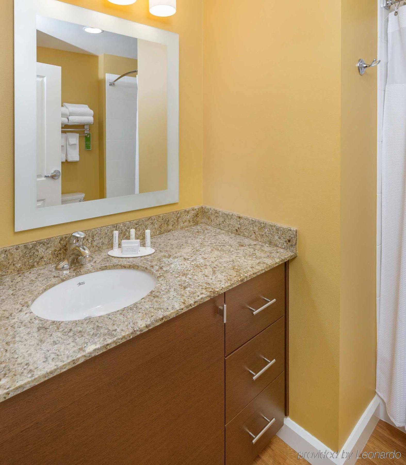 Towneplace By Marriott Suites Portland Vancouver Evergreen Екстер'єр фото